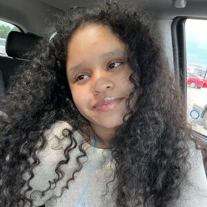 Meet your Posher, Calissa